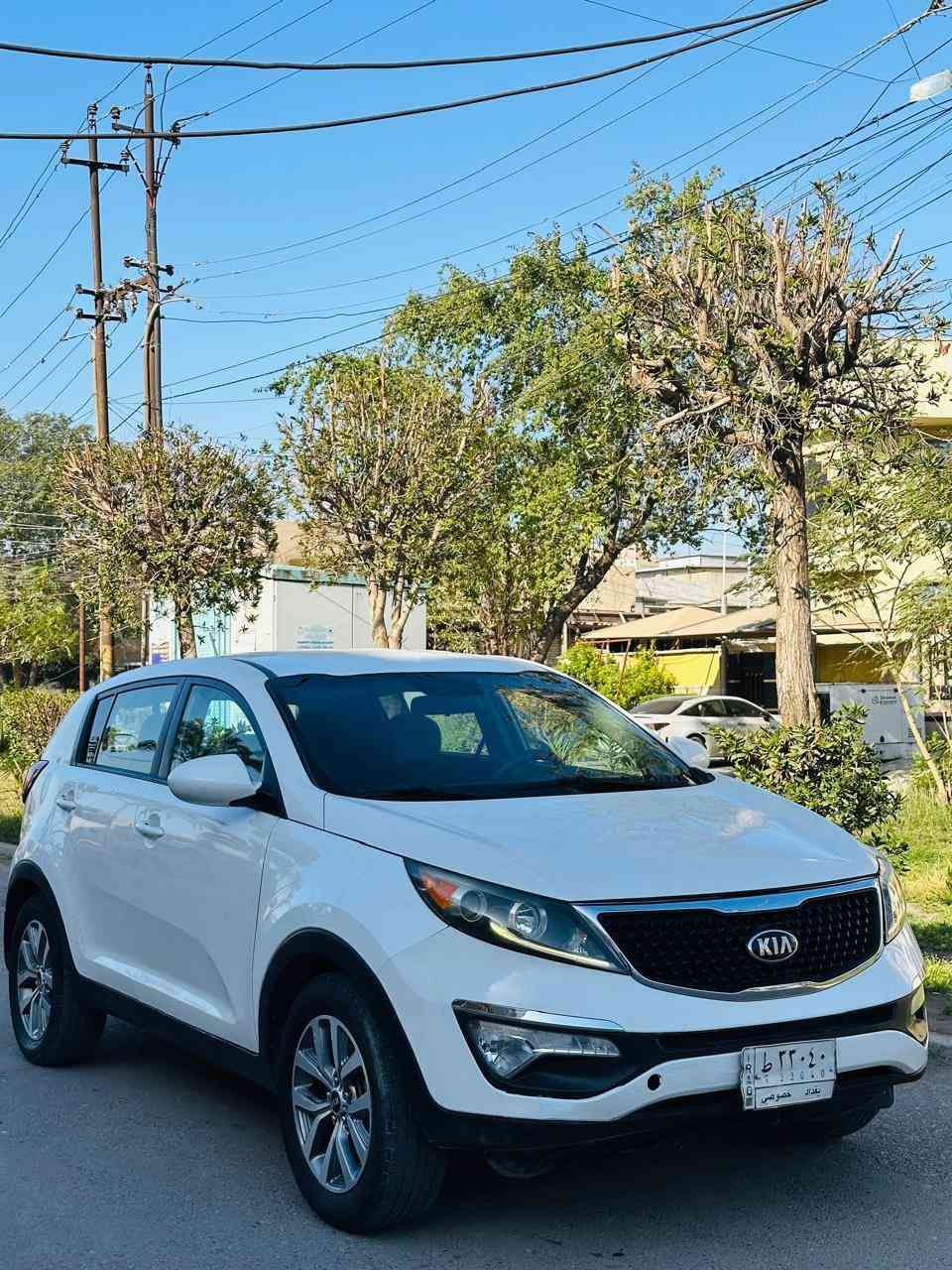 سبورتج موديل 2016 السعر 124 فقط صبغ جاملغ ونص باب البقيه كفااله بدون دواخل
التصال ***********

مواصفات 

الد زنون 

قطعتين تبريت 

فوال تحكمات ستيرن 

مانع نزلاق

نضام ايكو 

حساسات ماميه خلفيه

مكان بغداد السعر 124 التصال ***********
