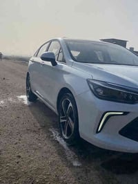 وبركاته سياره  بايك ٢٠٢٥ ماشيه ١٨ الف فول مواصفات بصمه فتحه كشنات جلد ...