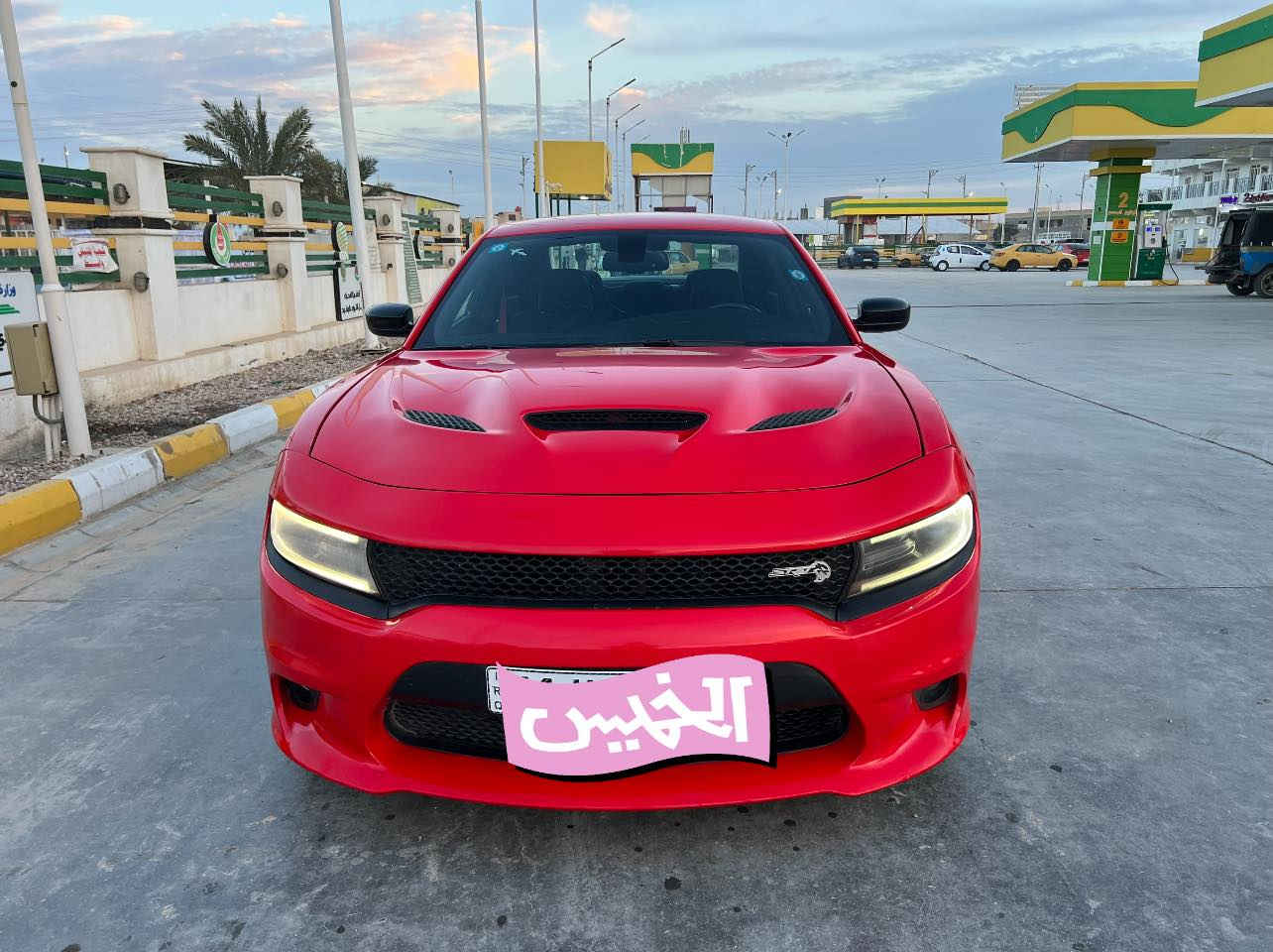 سلام عليكم 
جارجر 2016 مرتبه ومصروف عليها بدون اي نقص
ارتي فول عدى الفتحه 
جاملغ وبنيد فقط بدون دواخل 
رقم بغداد بسمي 
مامتواجد عل فيسبوك 
***********
