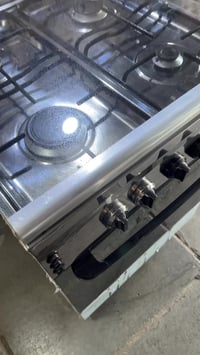 طباخ فريش مصري استعمال قليل  كهرباء شغاله  قياس ٦٠ في ٦٠  لتواصل خاص ا...