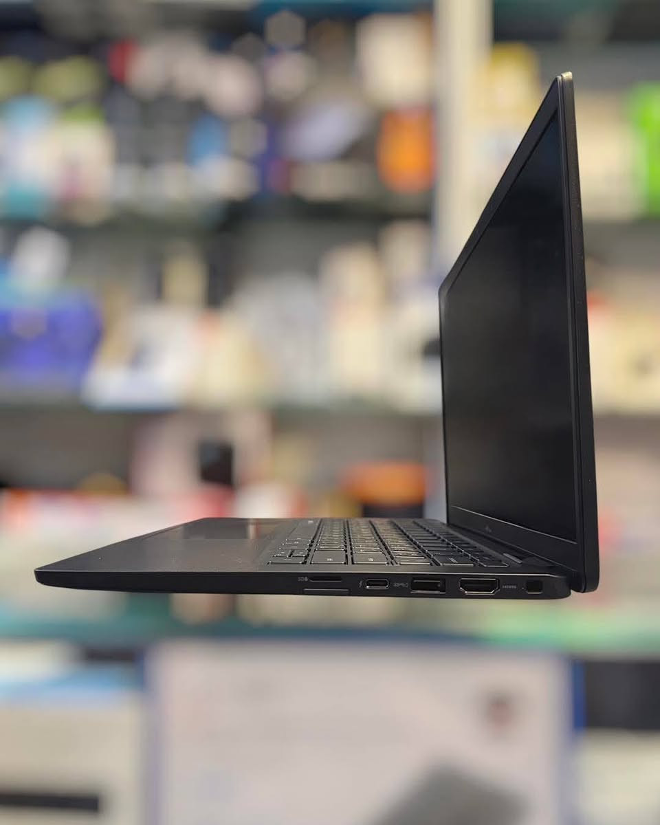 بسعر : 445 الف
Dell Latitude 7420
المواصفات : Intel Core i7-1185G7
 معالج كور اي ٧ الجيل الحادي عشر
‏‎رام: 16GB DDR4
‏‎ذاكرة: 256GB SSD
كرت شاشة داخلي : 8GB INTEL SHARE
‏‎حجم الشاشة:  لمس 14inch FHD (Touchscreen)
‏‎مدخل USB A  و Type C و منفذ سماعة
منافذ HD , Micro SD CARD
‎توصيل جميع المحافظات ٥ الاف
ماوس وحقيبة هدية مع الجهاز
ضمان لمدة ١٠ ايام من تاريخ الوصل
مراسلتنا عبر الواتساب او الماسنجر
***********
***********
