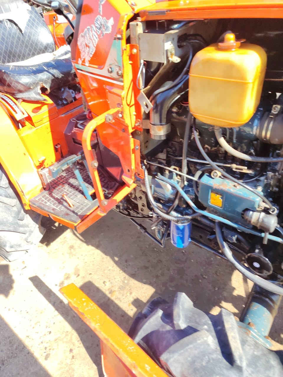 سلام عليكم ورحمة الله وبركاته
كابوتة للبيع
مكان الدجيل
***********
