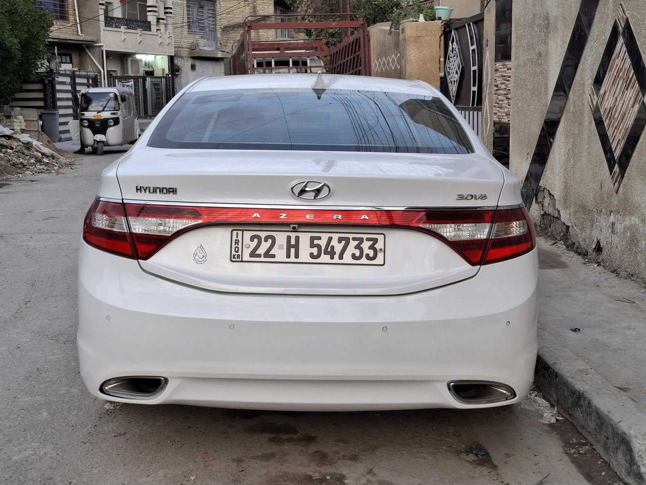 السلام عليكم للبيع او المراوس ازيرا موديل ٢٠١٤ وارد خليجي لون صدفي محرك ٣٠٠٠  مواصفات نص فول داخل لونين تحكم استيرن شاشه تدفئه وتبريد قطعتين برده خلفيه بردات جانبيه مري شفط اشتري ترحيب بلمريً تدفئه كشنات وبيها بعد مواصفات دواخل شركه صدر امامي خلفي جديد تخم تاير جديد سياره جاهزه ان شاء الله صبغ قطعتين السعر١٢٨ او مراوس حسب لقناعه
مالكهاً يريد يحول باجرً تحويلً 
سونارها موجود  سياره حلوه احلى من صور
ماشيه 140وقابلً للزياده 
مكاني بابل 
رقم الهاتف ***********
