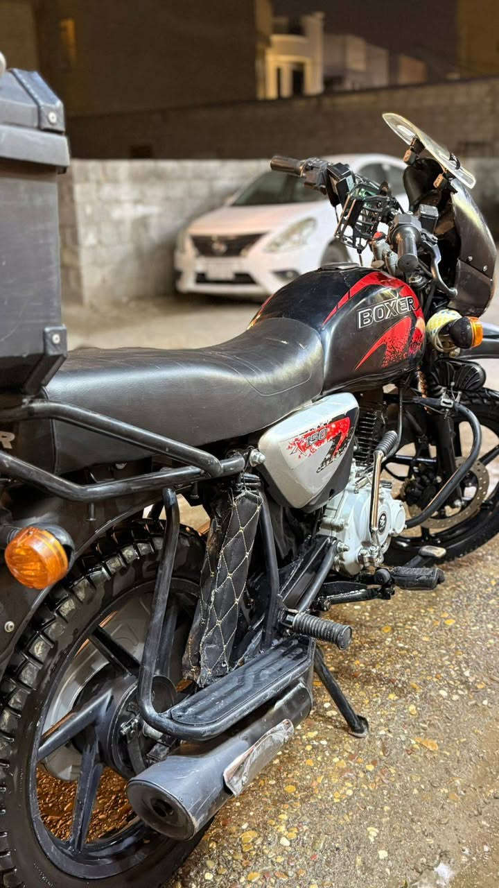 السلام عليكم
ما شاء الله دراجة بوكسر موديل 2023 مرقمه باسمي تحويل ثاني يوم مكفولة
السعر2600
المكان بغداد الكريعات 
*********** واتساب
