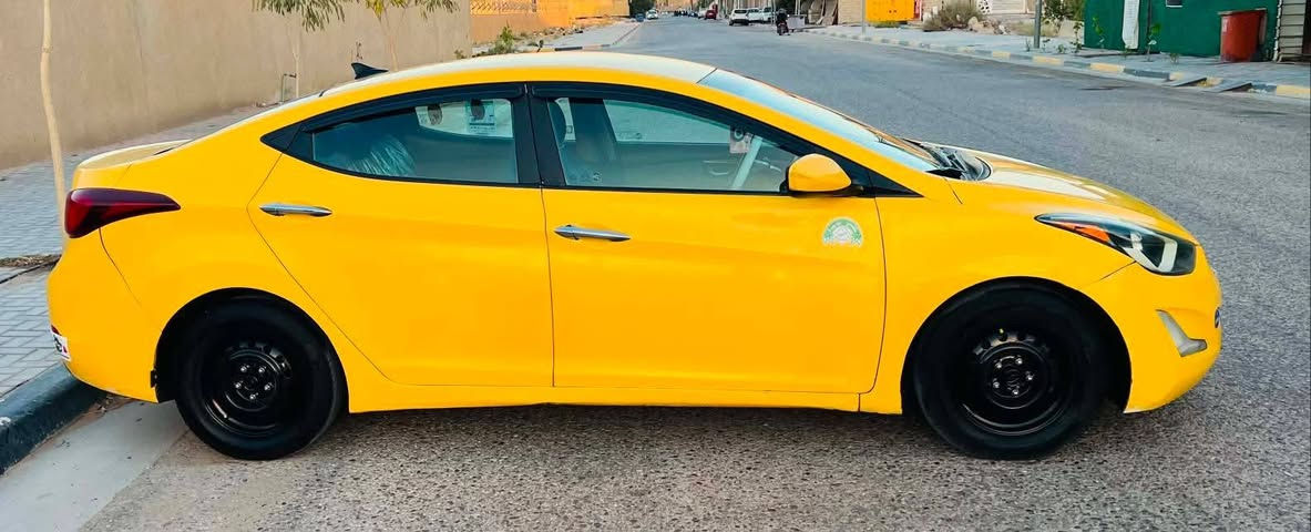 السعر 75 الاستفار ***********  هونداي النترا 2015 وارد امريكي مكفوله كفاله عامه عله السونار   مكينه 1800 وكير مكفولات حداديه تخم تاير جديد تبريد  ثلج دوشمه جديده شاشه كامره دواره تحكم ستيرن  حساسات خلفيه اماميه لسياره جاهزه معنه الكلمه السياره  رقم بابل  بسمي سنويه  2030 مصفره هيه وغرامات مشروع وطني مكان السياره بغداد
