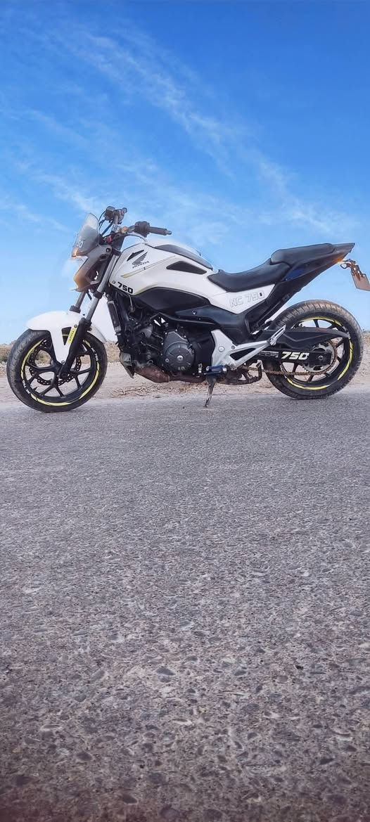 مراوس بشادو
شعندك نزل
مكاني ناصريه
استفسار
***********
