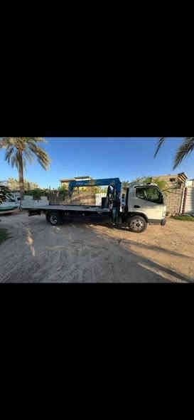 سيارة كنتر كرين رقم سليمانية بسمي اني المالك موديل 2006 موجودة بغداد الكاظمية كرين سطحية دوران اربع سلايتات مخالف مكينة( 110)
*********** ///
