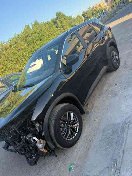 للبيع  
نيسان روج 
موديل2023
دخول جديد منفيس بسمي 
دافع كمرك  
ع حادثها سيارة تشتغل وتمشي 
بدون ايرباك 
104 وبيها  مجال   
الاتصال:***********
مكان سيارة بغداد حي قادسية
