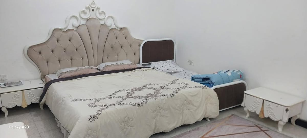 السلام عليكم غرفة نوم مع دوشك جربايه نفرين نقص فقط الكنتور ب150 وبي مجال
وجربايه طفل نفر جديده استعمال قليل سعرها 50
العنوان بغداد اليرموك مستعجل على البيع 

***********
