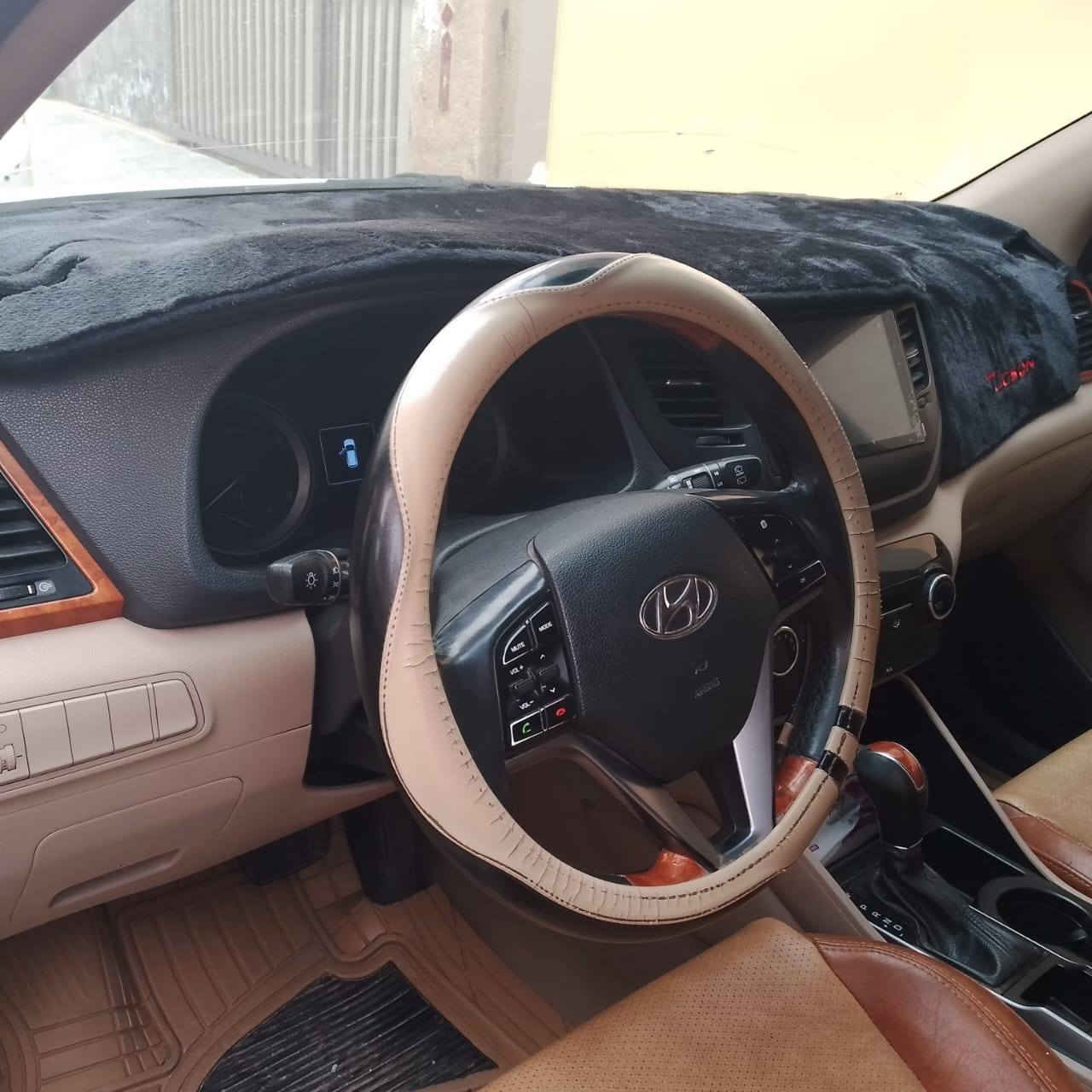 سلام عليكم توسان خليجي موديل 2017
مواصفات محرك الفين دوش شاشه كامره دواره مري شفط اشاير بامري تبريد قطعتين تحكم ستيرن جهتين كشنات جلد حاجب لد بلادي كشافات ضباب لد 5ويل كب سبير منازل ماشيه 93الف السياره مكفوله كفاله عامه رقم بغداد انكليزي للستفسار هذه الرقم *********** السعر 182
