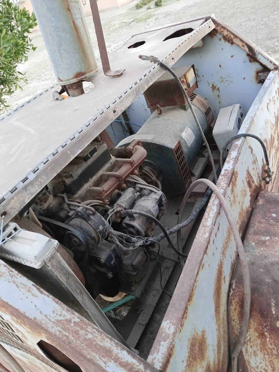 سلام عليكم موالد للبيع كابوته ياباني شغال  المكان فلوجه مكلف بالنسر هذارقم صاحبه ***********
