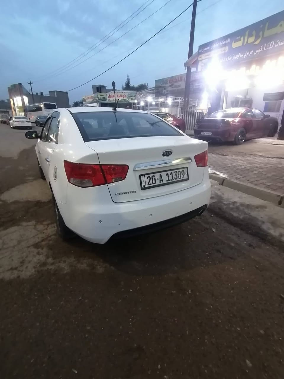 كيا سيراتو ٢٠١٣ وارد كوري بدون حادث مكينه ١٦٠٠
بيها بارد بسيط مكينه جديده رقم ديالى  الرقم الجديد 

مكان السياره بعقوبه 

رقم صاحب السياره  ‏‪0770 626 8352‬‏

