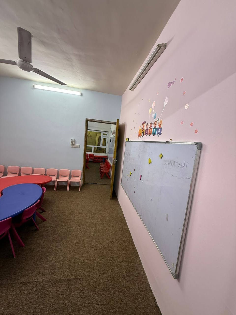 هلا حبيبتي 🌸
نورتينا 🤍

إذا بعدج مترددة، هذا شي طبيعي لأن كل أم تحب تختار الأفضل لطفلها 👶💕

حضانة بيت ماما فطوم – أمان الصغار نوفر بيئة آمنة واهتمام مثل البيت وأكثر ✨
وتكدرين تجين تشوفين المكان بنفسج حتى تطمئنين 🤍

🕒 الدوام يومياً من الساعة 8
📅 الاشتراك:
✔️ يومي: 15 ألف
✔️ شهري: 250 ألف

✨ رعاية واهتمام بكل طفل
✨ نشاطات مفيدة وممتعة
✨ نظافة وتعقيم مستمر

📍 بغداد / القادسية
📞 واتساب: ***********

الأماكن محدودة 🌷
ويسعدنا استقبال طفلج بأي وقت
