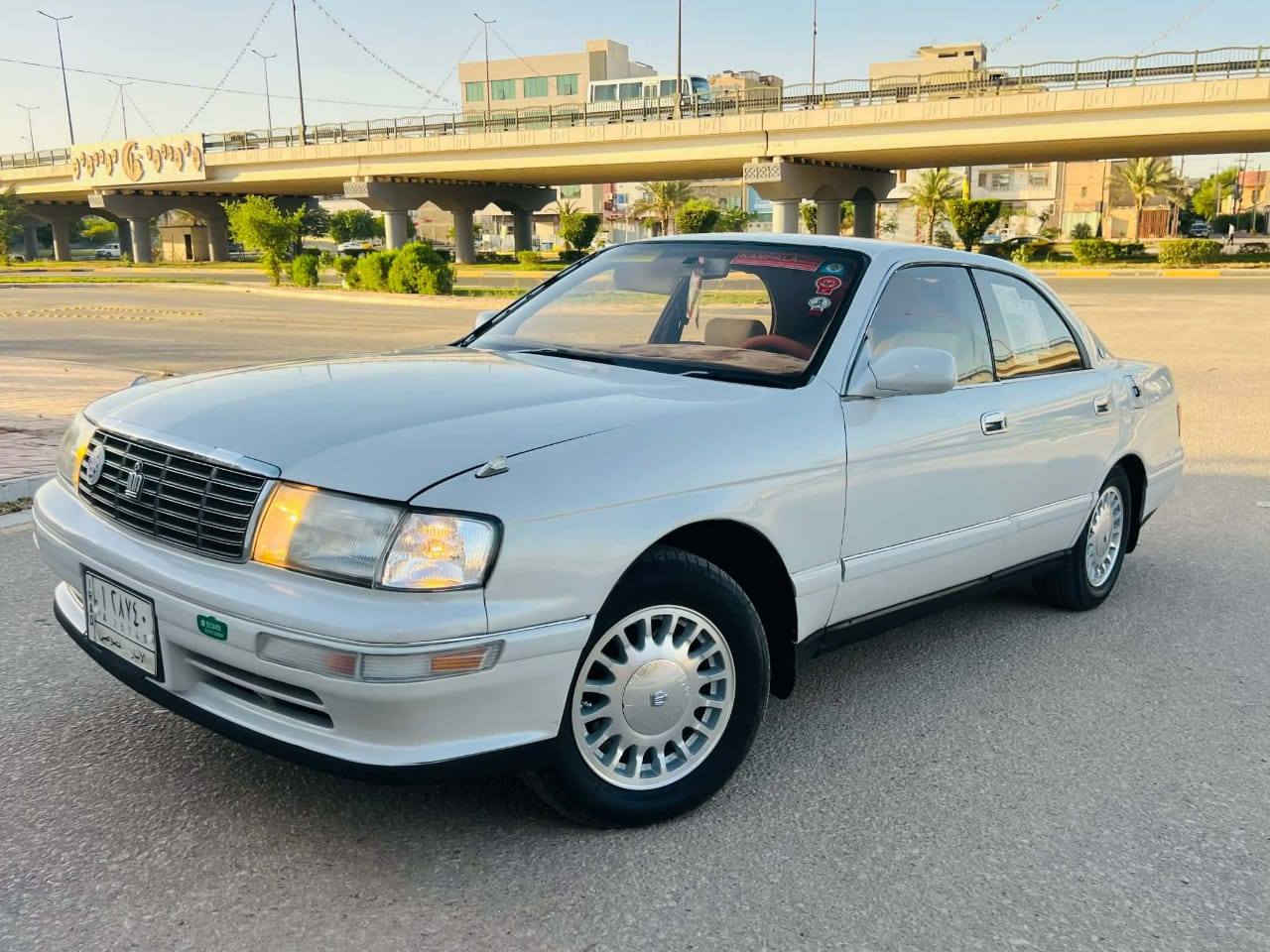 السلام عليكم بطه منفصل للبيع رقم الانبار موديل1994 سياره كفاله عامه من الكصه ونقل جثه ولعيب شرعي ولصوليات سياره جاهزه مجهزه من حداديه تخم تاير كهربائيات كير ومكينه 2500 ديلكو غرفه جديده العنوان كربلاء السعر 55 وبيها مجال للشراي للاستفسار على الرقم ***********
