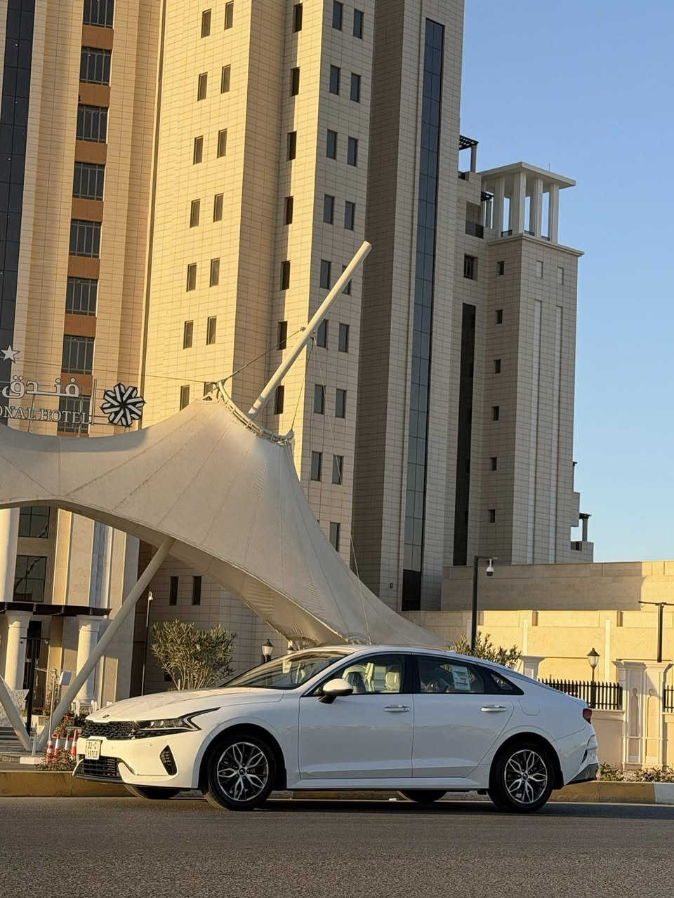 رمضان كريم
كي فايف موديل 21
خليجي كفاله عامه 
محرك 200 
سعرها 175
بيها مجال 
اتصال تدلل
مكان رمادي 
***********
