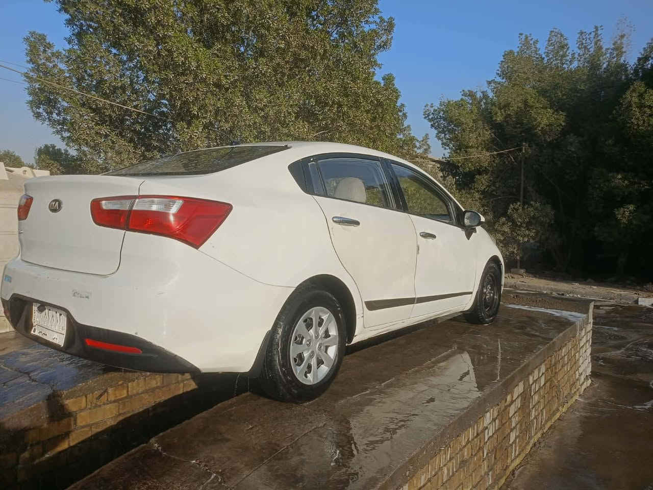 كيه ريو موديل ١٥ خليجي  محرك ١٦٠٠ خليجي  بيه قطعتين رش جاملغ وباب سعر خاص ***********
