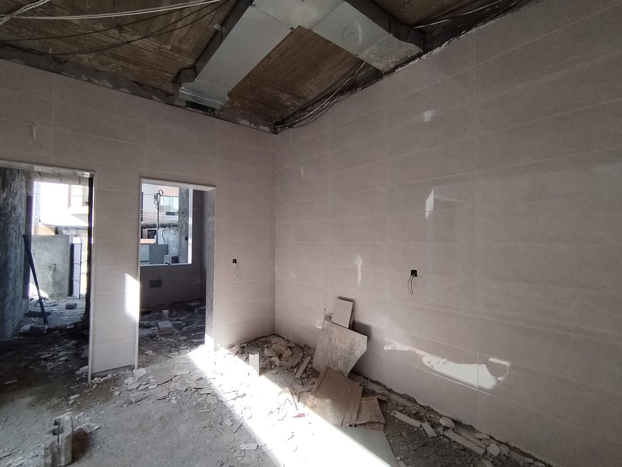 ستاذ سرميك ومرمر ارضي جداري
هذا شغل ايدي  متفرغ حالين
شغل هندسي شرط
لتوصل دخل خاص او ع رقم ***********
