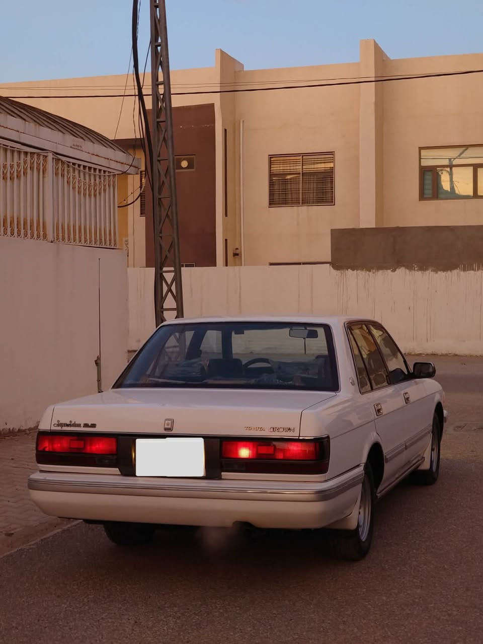 سلام عليكم
سوبر سيدان 1990 كير عادي مكينة بلاد سيارة كلها على البلاد كفالة عامة عدا صبغ بلجاملغ الخلفي ماشية 170 للمراوس بياباني حصرا


**إذا كنت صاحب هذا الإعلان وتريد حذفه لأي سبب، رجاءا أرسل رسالة إلى الدعم الفني**