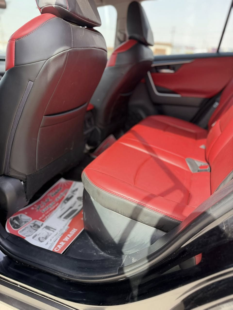 السلام عليكم ورحمة الله
راف فور تويوتا هايبرد لون اسود ماشيه 38,000 الف
فوول مواصفات السياره / شخط بلجاملغ الامامي الايمن موضح بلصور بسيط 👍🏽 

مواصفات السياره :- 

بصمة 
شاشة 
تحكمات ستيرن 
كراسي 2 كهرباء 
داخل احمر 
بنوراما 
كشنات تدفئه 
سايد بريك دكمه 
اوتو هولد 
شاحن وايرليس 
SPORT - ECO - NORMAL 
بانزين + كهرباء 
سعر السياره :- 23,500$
مكان السيارة:- 
بغداد البلديات 
***********
