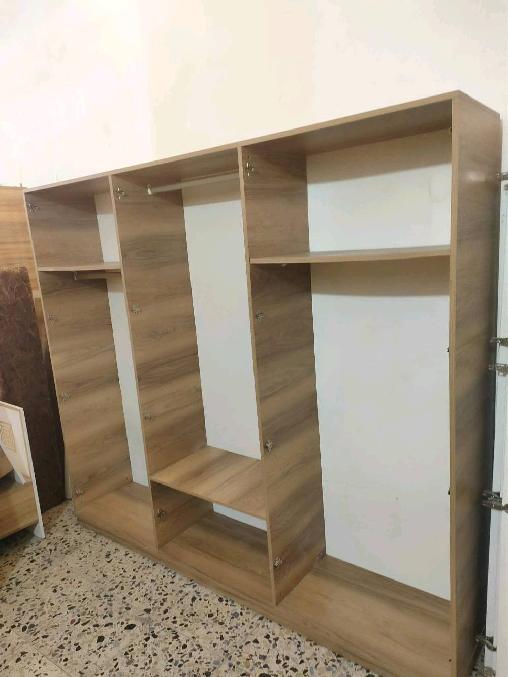 غرفة نوم تركي 
العدد 7
السعر 500
شد🪛 ونقل🚛 داخل بغداد مجاني