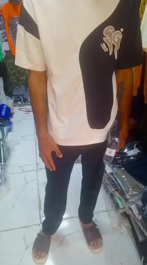 داخل محلات ازياء علي الطيب 🫡


**إذا كنت صاحب هذا الإعلان وتريد حذفه لأي سبب، رجاءا أرسل رسالة إلى الدعم الفني**