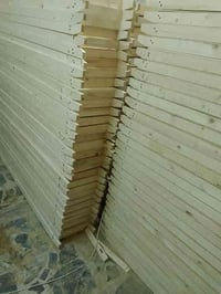 يوجد طاوليات جديد بسعر  مغري معاكس 7 ملم ماليزي يوجد توصيل لكافه مناطق...