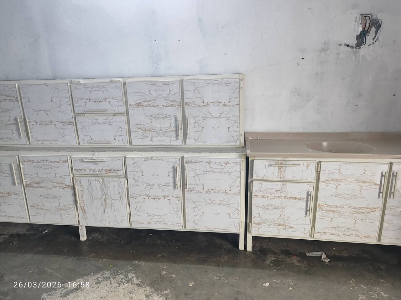 وجبة جديده من المواد المنزلية كونترات جديده و براد ماء شغال على الفحص وباقي المنشورات. العنوان جلولاء شيخ بابا قرية امين حبيب وللاستفسار أكثر اتصل او تراسل الصفحة ***********
