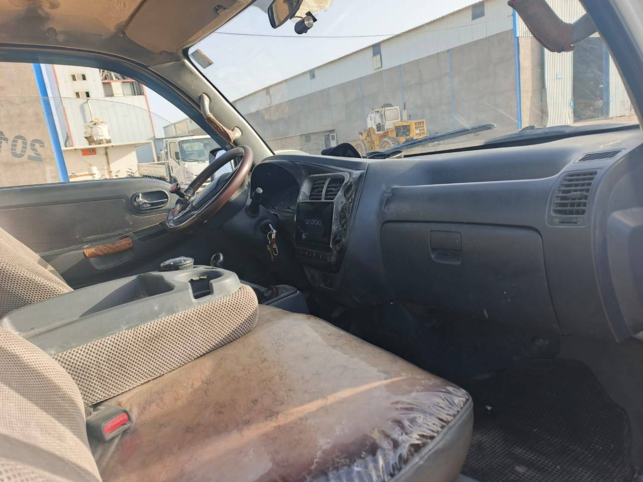 كيا حمل فحل 2015 رقم بغداد انكليزي جاهزة السيارة ع الشرط  تحويل مباشر بأسمي سعرهة 120 وبيهة مجال للأستفسار ***********
