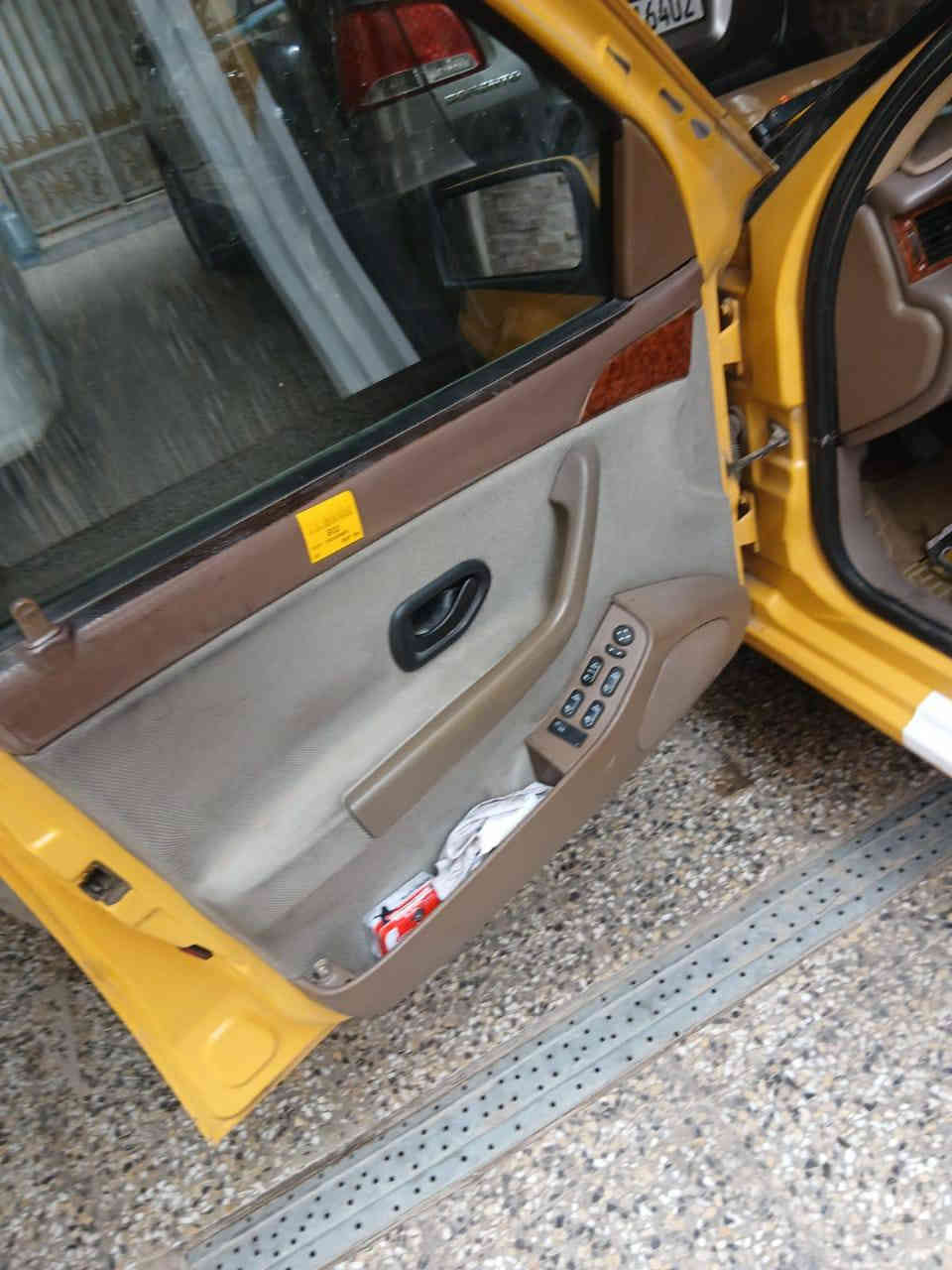 السلام عليكم سمند البيع رقم بغداد بسمي بدون صبغ ولا تبديل المكينة بيها تبخير رقم ***********(44) بي مجال
