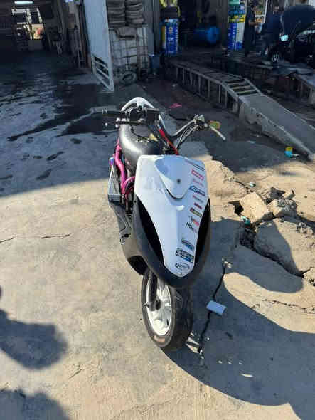 السلام عليكم ماكس عدله مكينه ناعمه نكره سلف بكل وقت ومكينه تجفيت جديد بيها صالنصه رياضي وكلجات وبوشه ٥٥ اصليه وبيها شيال رياضي وبيها قطره وبيها نواعم دراجه قفلها ٣٥٠ من لخير تخبل مال  جناي لو مراوس مكاني حي أور بغداد رقمي ***********
