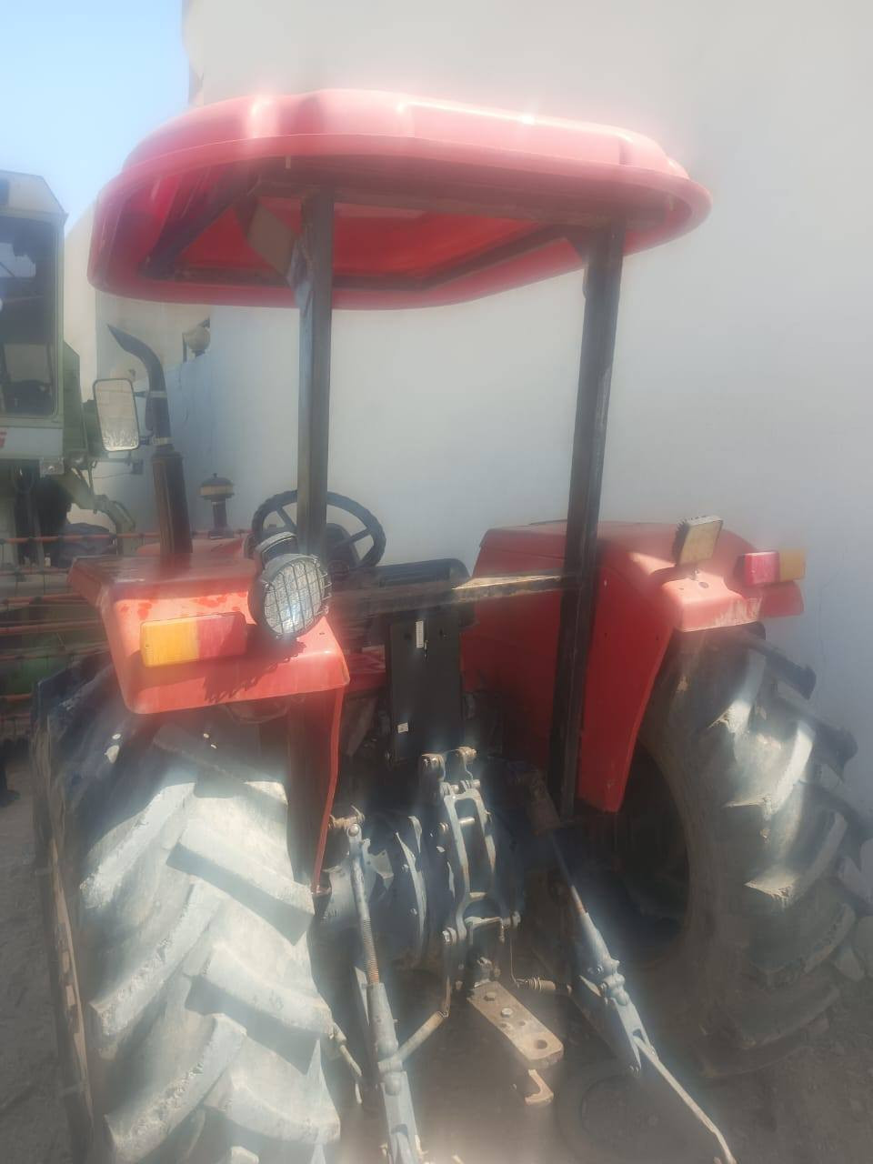 تركتر فوركسن قديم 68 محدث إيراني 3 گير سعر 4 ونص مليون وبيه مجال رجاء مو شراي *********** مكاني كركوك
