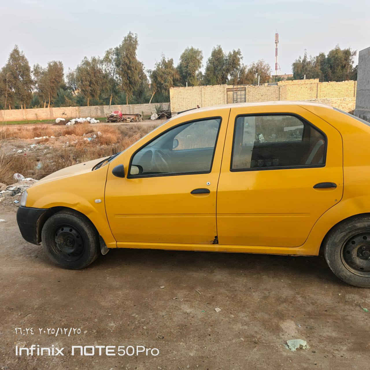 سيارة رينو لوكان 2010 بسمي سنوية 2030سيارة كاطعة قايش او واكفة ابيعها هيج خير من الله بس بدل مكينة مكاني بغداد السعر 28او بيها مجال ***********
