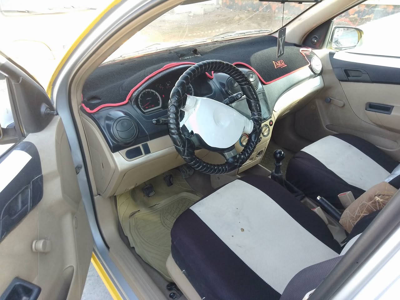 السلام عليكم افيو موديل 2010 عليه هيه عل مشتري ضرر جاملغ الوره كابون بانزين بيها كير ومحرك شرط سعر 40 وبيها مجال
***********
***********
