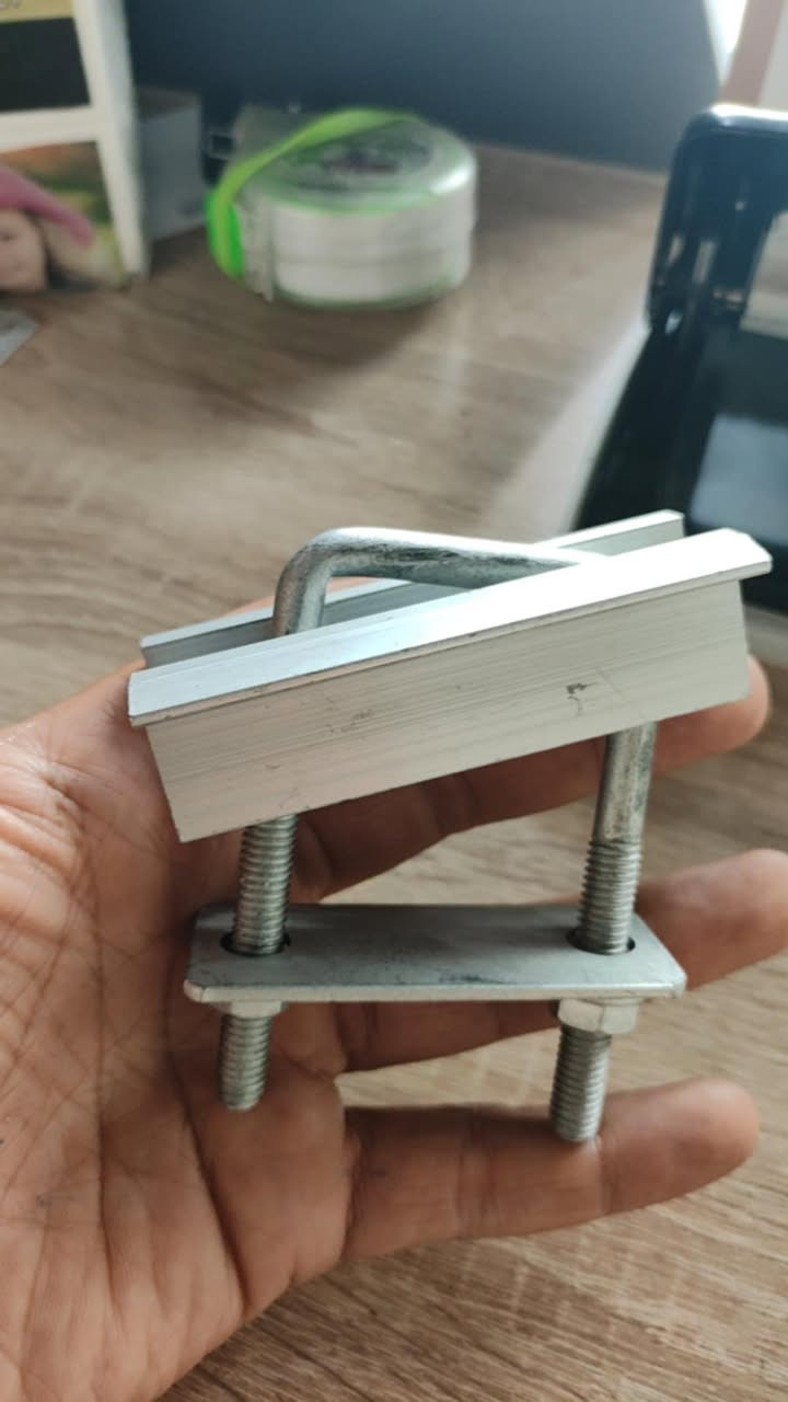 🌞 جديدنا من شركة مسك الشهد للطاقة والأمان ⚡️
🔩 ماسكات ألواح الطاقة الشمسية من الألمنيوم الأصلي بسماكة 4 ملم
✅ مصنوعة خصيصًا لتثبيت الألواح الشمسية بأمان وثبات عالي
✅ سهلة التركيب وسريعة العمل – تربطها بثواني وبدون أي تعب
✅ تُركب كحاضن على البوري وتثبت اللوح من الخلف والأمام لتأمين أقوى من الماسكات العادية
✅ مصنوعة من ألمنيوم مقاوم للظروف المناخية – لا تتأكسد، لا تصدأ، لا تتآكل، ولا تتأثر بحرارة الشمس أو الرطوبة
✅ مقاومة عالية للرياح والعوامل الجوية القاسية
✅ تغنيك عن أي نوع آخر من الماسكات

🚚 توصيل متوفر إلى جميع محافظات العراق
💰 أسعار خاصة للمفرد والجملة
📞 ***********
📍 شركة مسك الشهد للطاقة والأمان

✨ ثبّت منظومتك الشمسية بثقة وجودة تدوم سنين – ماسكات الألمنيوم الأصلية من مسك الشهد، القوة تبدأ من الثبات!
