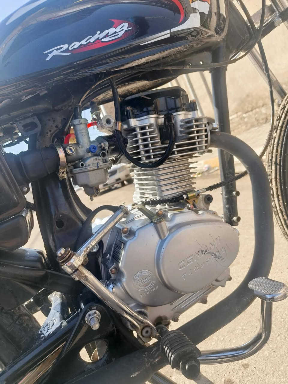 السلام عليكم
دراجة للبيع شاصي كلك 2019
الدراجة معمرة قبل 3 ايام مكينة سي جي نامة كاملة مسحوكة 

السعر 600 وبيها مجال للشراي 
تواصل خاص او على الرقم 
***********
