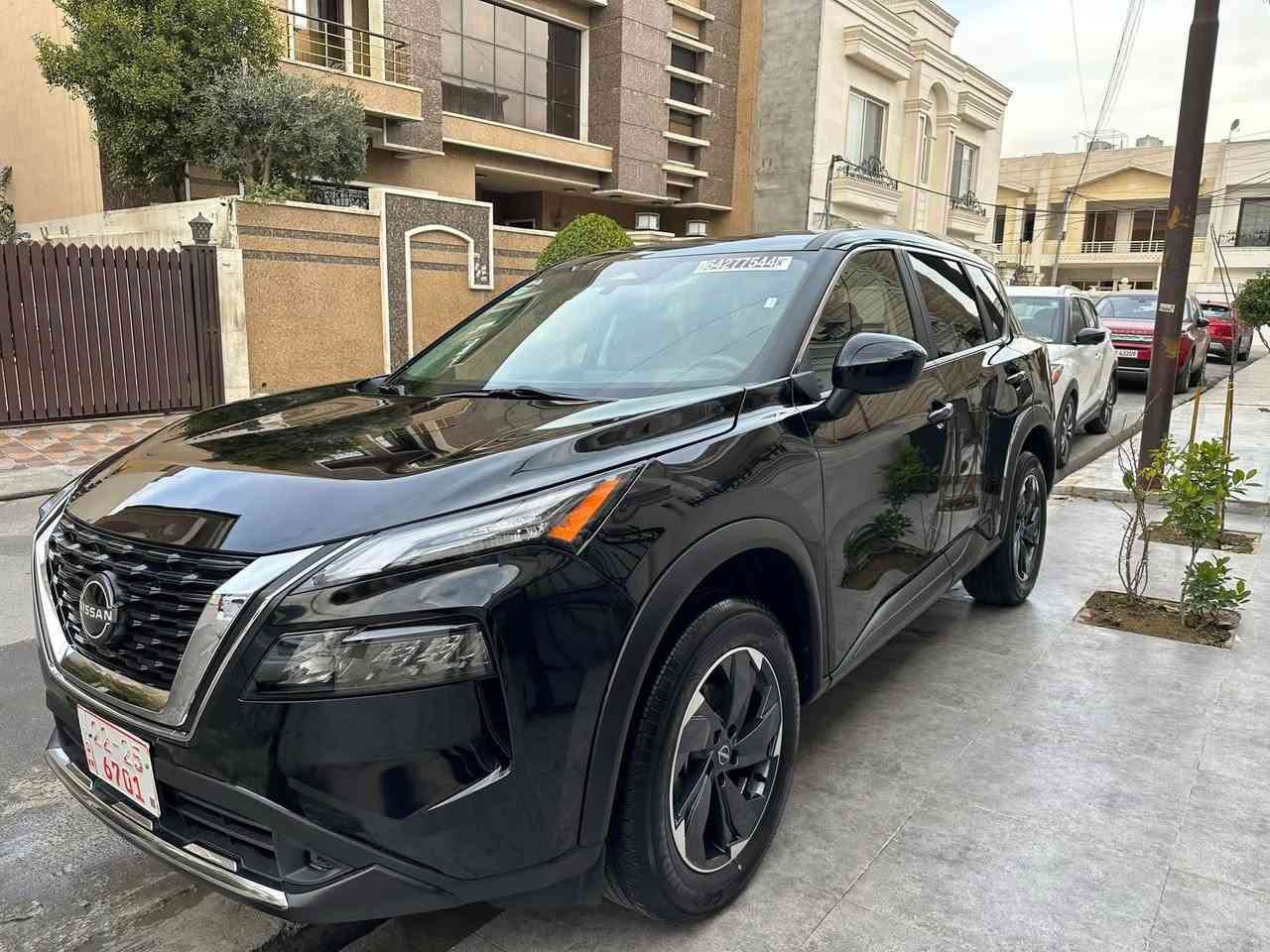 السلام عليكم اخوان للبيع نيسان روج موديل 2024 ماشية 38 الف كيلو
 مواصفات SV سياره كلين بدون 
صبغ بدون دواخل 
 بدون تعديل   سياره خير من الله بدون اي نواقص كولشي بيها شرط فحص رقم الشاصي  موجود داخل منشور مكاني بغداد
زيونة .
سعر 170
السياة رقم أربيل سنوية بأسمي
خابر وتدلل
***********
