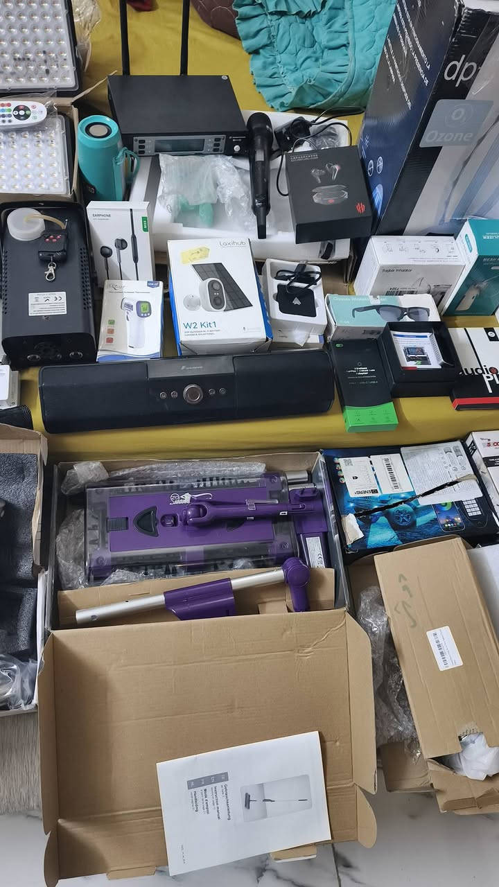 السلام عليكم من رخصت مدير الكروب عندي بضاعه امزون درجه اوله جنت اشتغل بيهن وهسه رجعت لشغلي القديم الي تخدمه يجيني بيتي بالدوره ابيعهن بسعر الجمله


**إذا كنت صاحب هذا الإعلان وتريد حذفه لأي سبب، رجاءا أرسل رسالة إلى الدعم الفني**