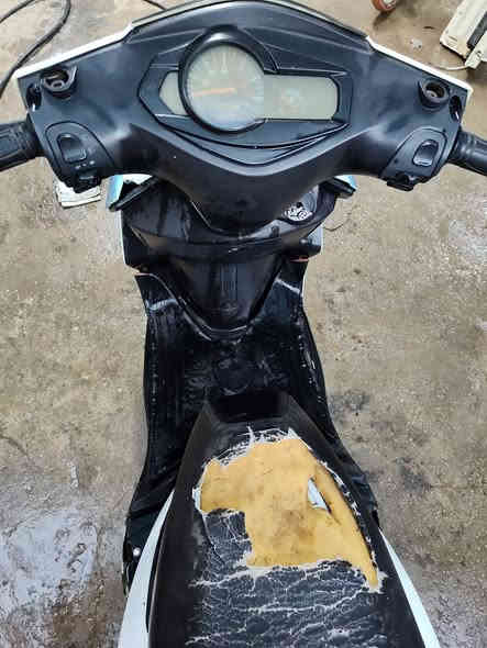 السلام عليكم دراجه سكنس صيني شغاله بس لازم اخنكه يلا تشتغل ابيعه علا هاذا وضعه كوم حديد كهربياته شغاله سلف هندر السعر 125 بيه مجال بصيط مكاني بابل رقمي ***********
