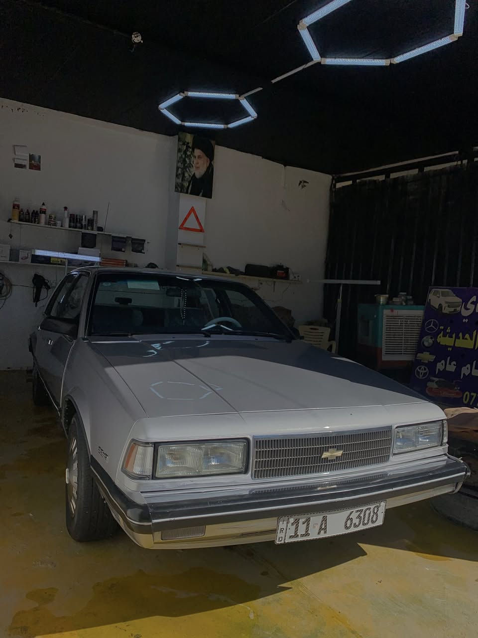 سلام عليكم للبيع سلبرتي 89 مصبوغه عام جماليه رقم بغداد مميز بسمي هزه جديده تخم تاير جديد مكينه وكير فول بلاد تبريد شغال ❄️لايت منضومه زنون  السياره مابيه نقص تفاصيل اكثر التصال ***********) عنوان السياره بابل السكندرية السعر 55 وبيه مجال قليل
