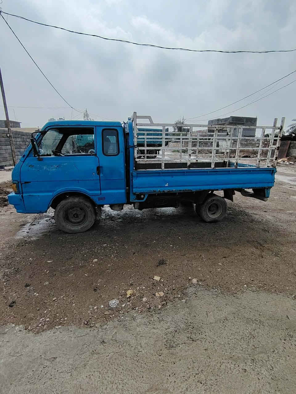 السلام عليكم كيا حمل موديل ٩٥ محرك كير شاصي مكفولات بدون ارقام السعر 27 الاتصال, ***********
