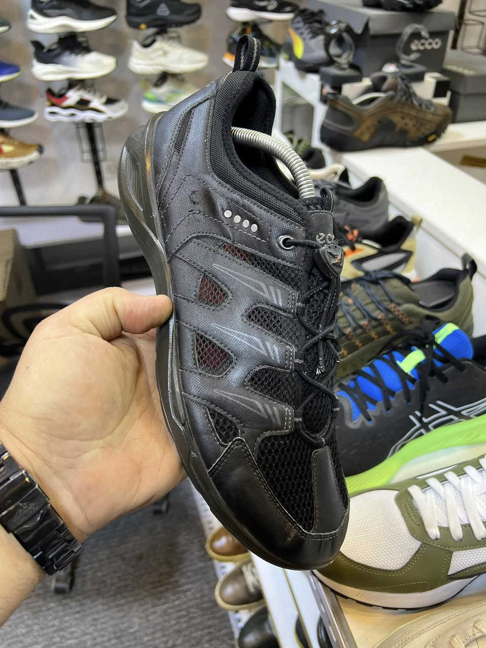 ماركه ايكو صيفي طبي خفيف باله اصلي شرط نظافه

…………. قياس44……… طول القدم28

………… السعر60 الف


**إذا كنت صاحب هذا الإعلان وتريد حذفه لأي سبب، رجاءا أرسل رسالة إلى الدعم الفني**