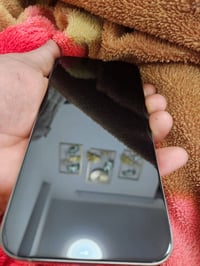 آيفون 15برو ماكس شرق اوسط جهاز غير داخل بل صيانه ول صوره واضحه شاشه نض...