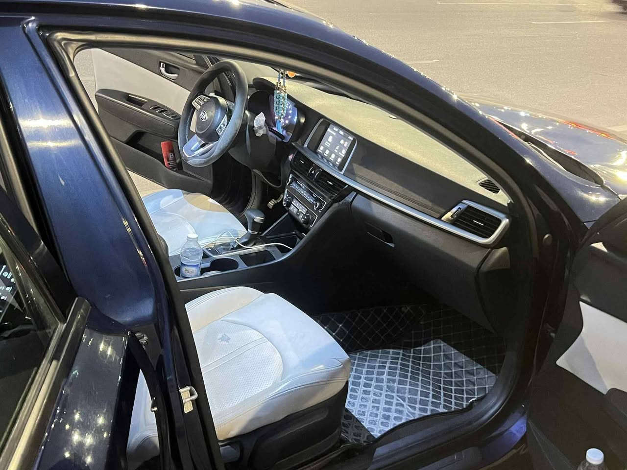 سلام عليكم اوبتما وارد امريكا  موديل 2019 رقم بغداد تحويل موباشر وهذا رقم صاحب  سياره *********** سياره موجود كربلاء المقدسة قرب السطره البرهميه مكلف بل نشر
