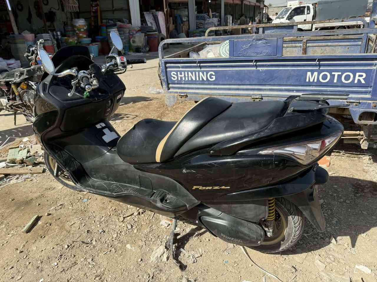 سلام عليكم فورزا للبيع 09 كفاله محرك ممفتوح الدراجه نضيفه كلش مكاني القاسم شارع الجفل السعر 750 وبيها مجال شي قليل للاستفسار الاتصال على الرقم ***********
