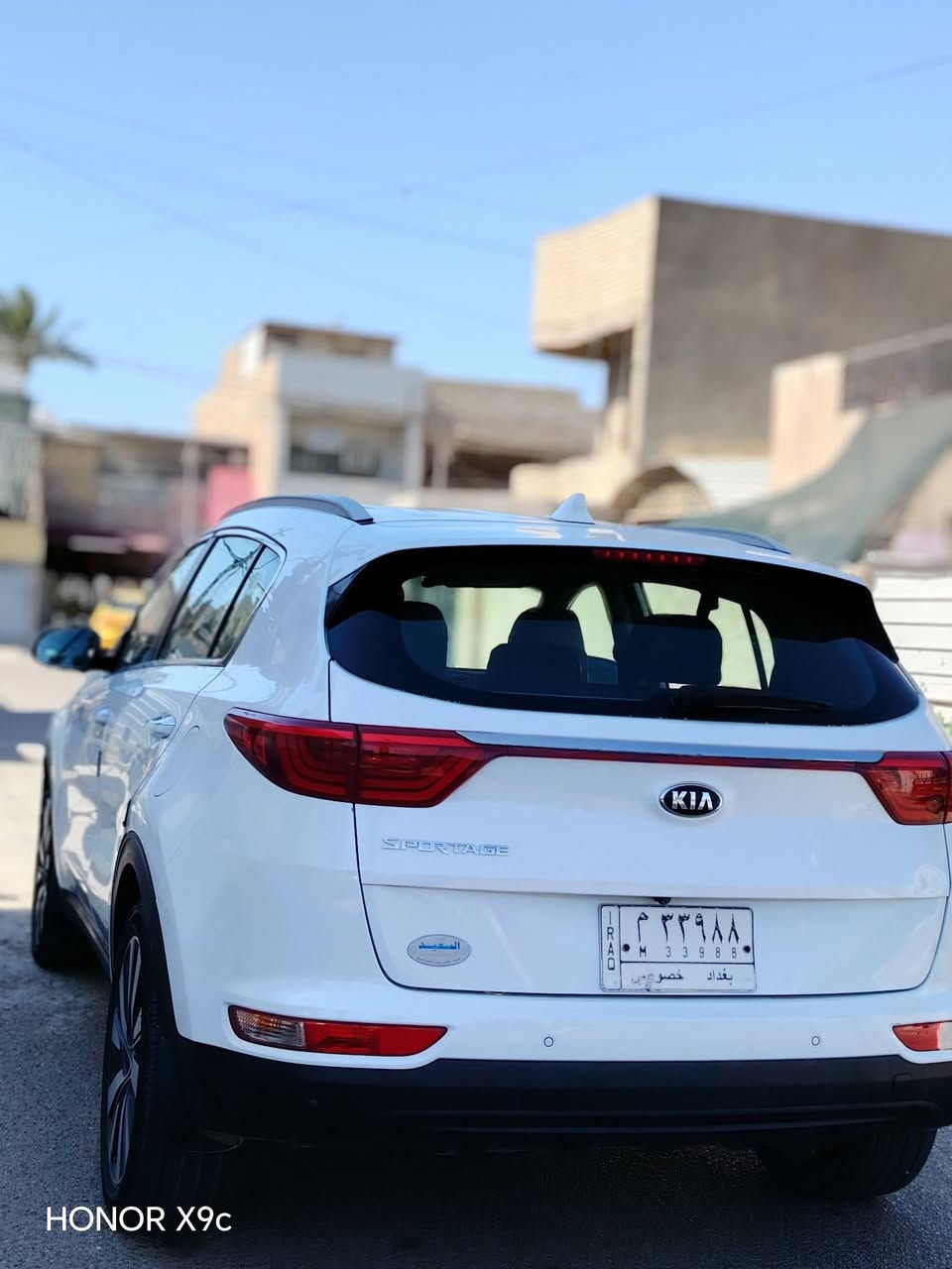 سلام عليكم
سبورتج موديل 2016 خليجي كفاله
نص مواصفات معروفه محرك ٢٠٠٠ دوش بلادي
رقم بغداد مكاني بغداد سعر ١٦٩ بيهه مجال
هاتف *********** يرهم مراوس
