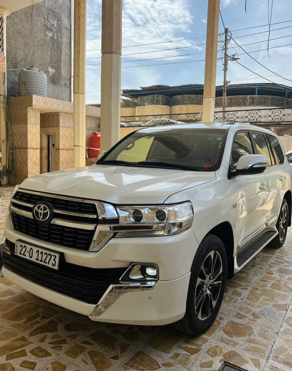 سلام عليكم ورحمة الله 
لاندكروز مديل 2021 VXR 5.7 بريم 
كفالة حتى دعاميات ماشية 62,000 
سيارة جديدة اخت الزيرو رقم اربيل بسمي 
•وسعرها مناسب •
الاستفسار: ***********
     ( مكاني بصرة )
