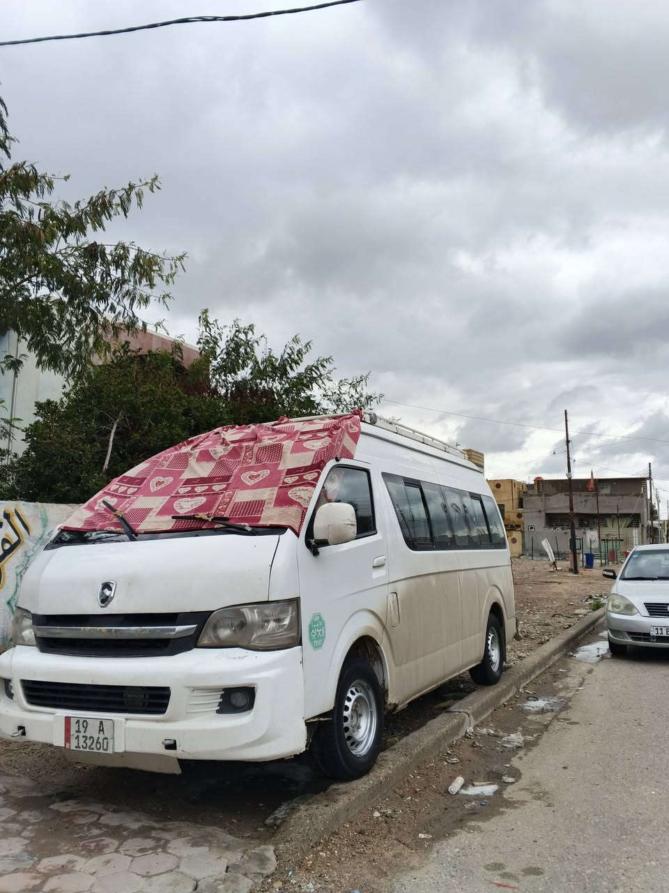 السلام عليكم جنبي 14 كفاله عامه من عده جنطه بيه طخه خفيف ومرجعينه  بلادي  بسمي تحويل ثاني يوم 
سياره تخم تاير صدر امامي خلفي هايسه
ورك الوره كله مال هايسه 
سياره خير من الله مال جناي لايت زنون منضومه اصليه 
شاشه بيه اصليه ستتم سماعات
تبريد ثلج محور بنكات مال تبريد سياره ماذب عليه ربع 
مكينه كير مكفولات اكسل مال اسعاف السعر 125 وبيه مجال 
المو شراي لا يراسني ولا يتعبني مثل مانته غالي حلال العالم هم غالي❤️‍🔥💗*********** وتساب ///***********
