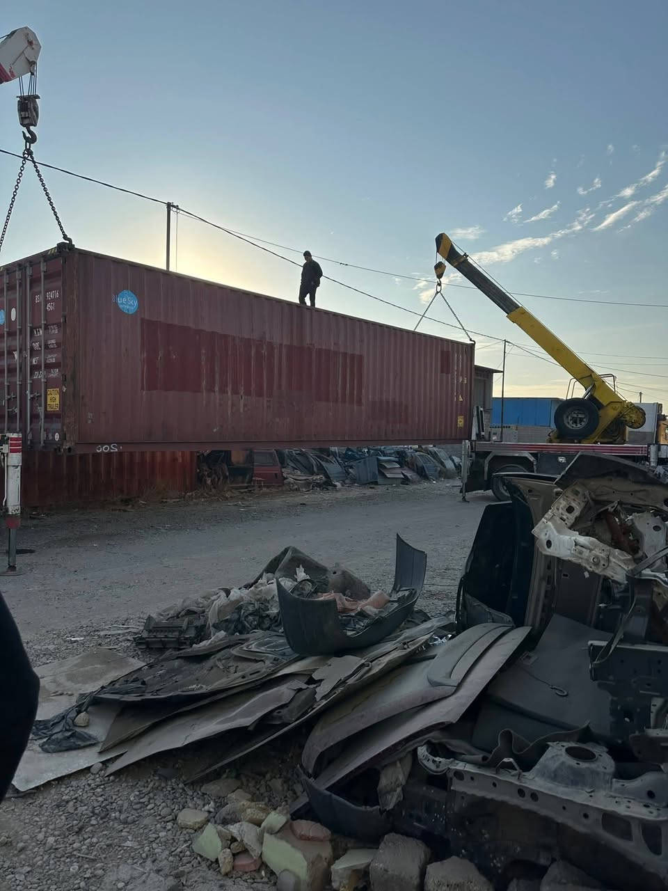 وصول جديد بفضل الله حاويه وارد سويسري نظافه كدامكم ١٠٠٪؜
والوارد السويسري معروفه نظافه 🥇🥇 

جميع احجام البيجو 👍 

للطلب والاستفسار يرجى مراسله الصفحه 
او الاتصال على *********** هاتف او واتساب

محل الطيف - قطع غيار سيارات بيجو 

موصل حي التاميم مقابل بانزين خانه التاميم 

متوفر جمله ومفرد وتوصيل
