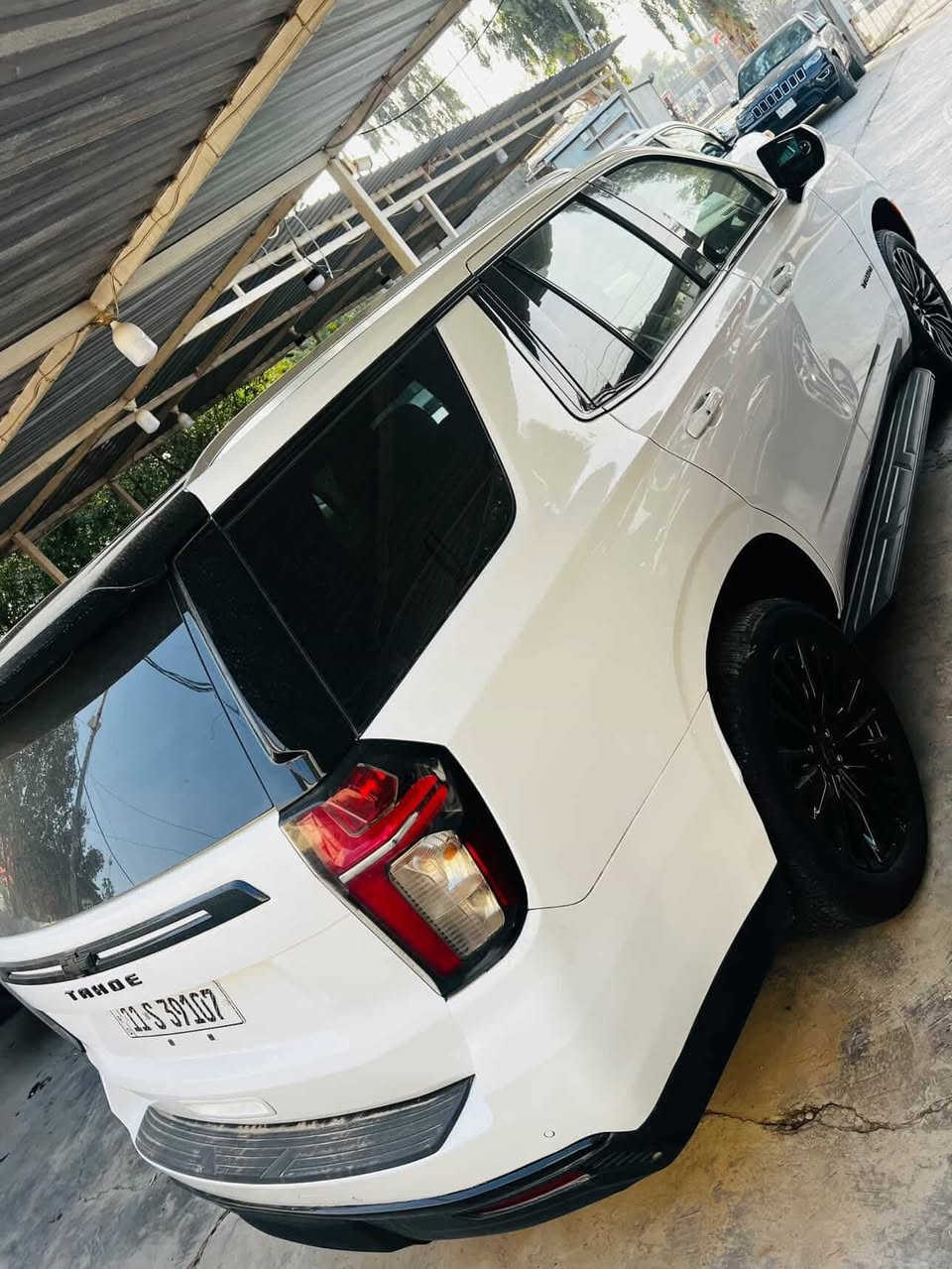 🔥🔥🔥🔥 سـعـر مناسسسب 🔥🔥🔥🔥
- شوفرلـيت تـاهو ( 2021 ) 

ممـشى : ( 21 الـف ميل حقيقي )

- وارد اميركـا : ( ٥ قطع صبغ ) ( بجم كبـس ) ( ايرباك بردة فقط ) 

( مكينـة و كيـر كفالة عامة من كلشي ) 

- كراسي جلد . كراسي خلفي منفصل VIP . بصمة . رادارات . تشغيل عن بعد . 

السعـر : ( 33.800$ ) 338 ورقة مجال بسيط جداً 

***********

بغداد . الكاظمية . شارع اكد
