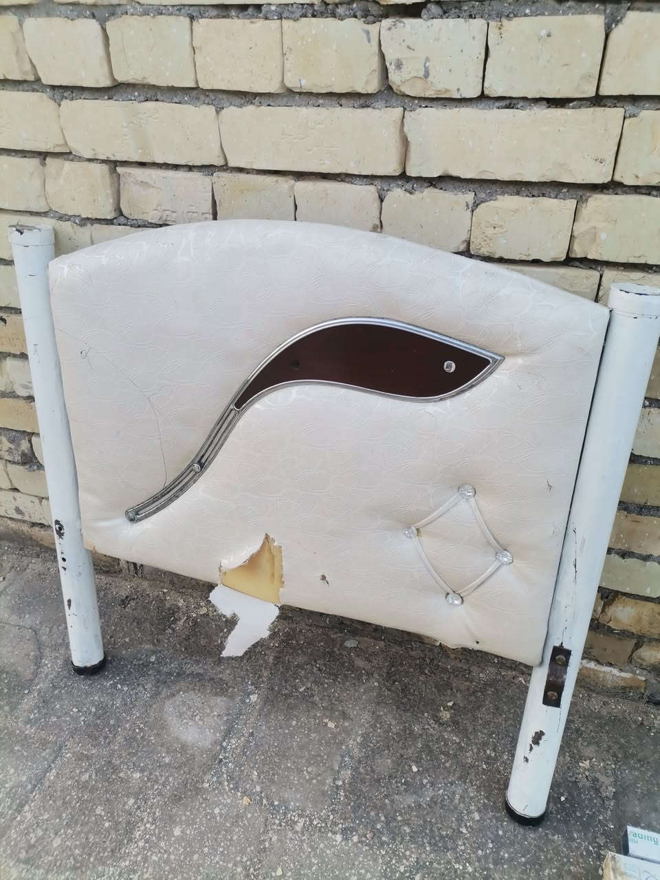 سرير حديد مع دوشك ضغط عالي سبرنك ب ٢٥ الاستفسار ع الخاص


**إذا كنت صاحب هذا الإعلان وتريد حذفه لأي سبب، رجاءا أرسل رسالة إلى الدعم الفني**